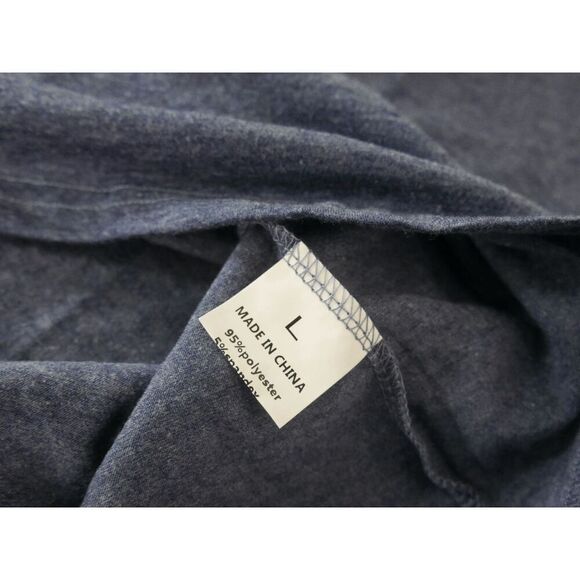 Floral Blooming Women's V-neck Button accent T-shirt L - Picture 9 of 9